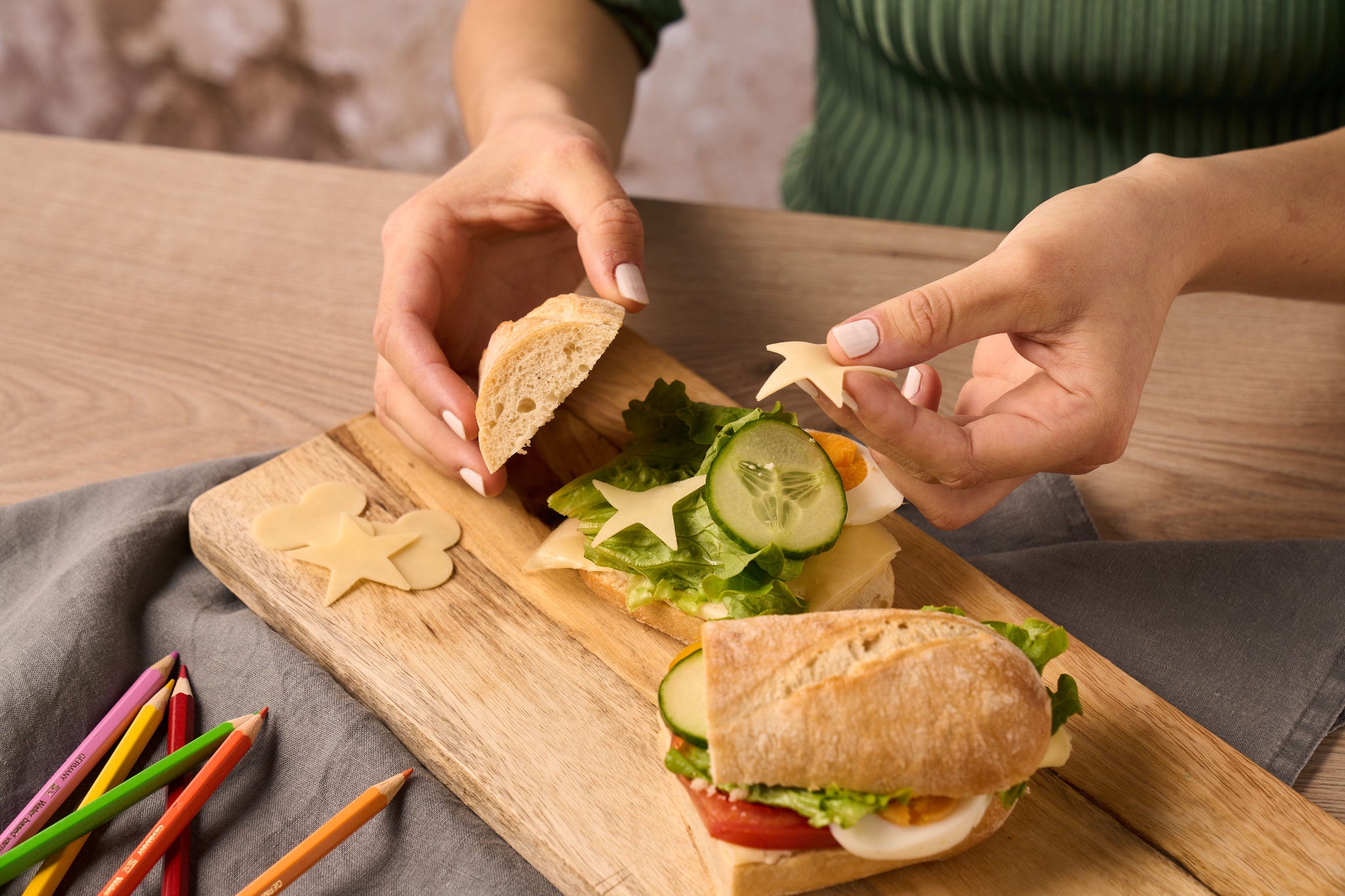 Käse-Baguette mit Ei & Gemüse – der perfekte Snack für Schule & Arbeit