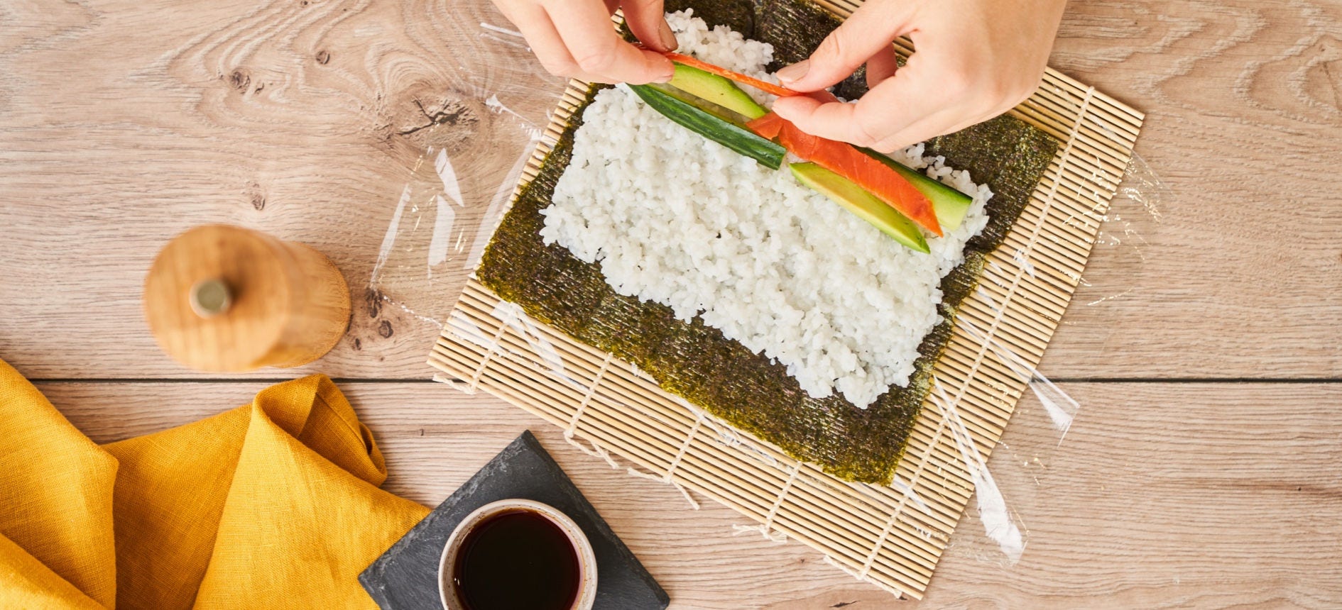 Sushi selber machen: So gelingen Maki Rollen & mehr!