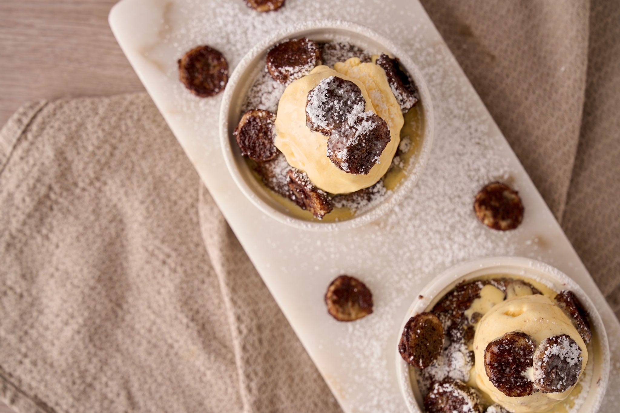 Kreatives Dessert aus Keksresten – fruchtig geschichtet und einfach lecker