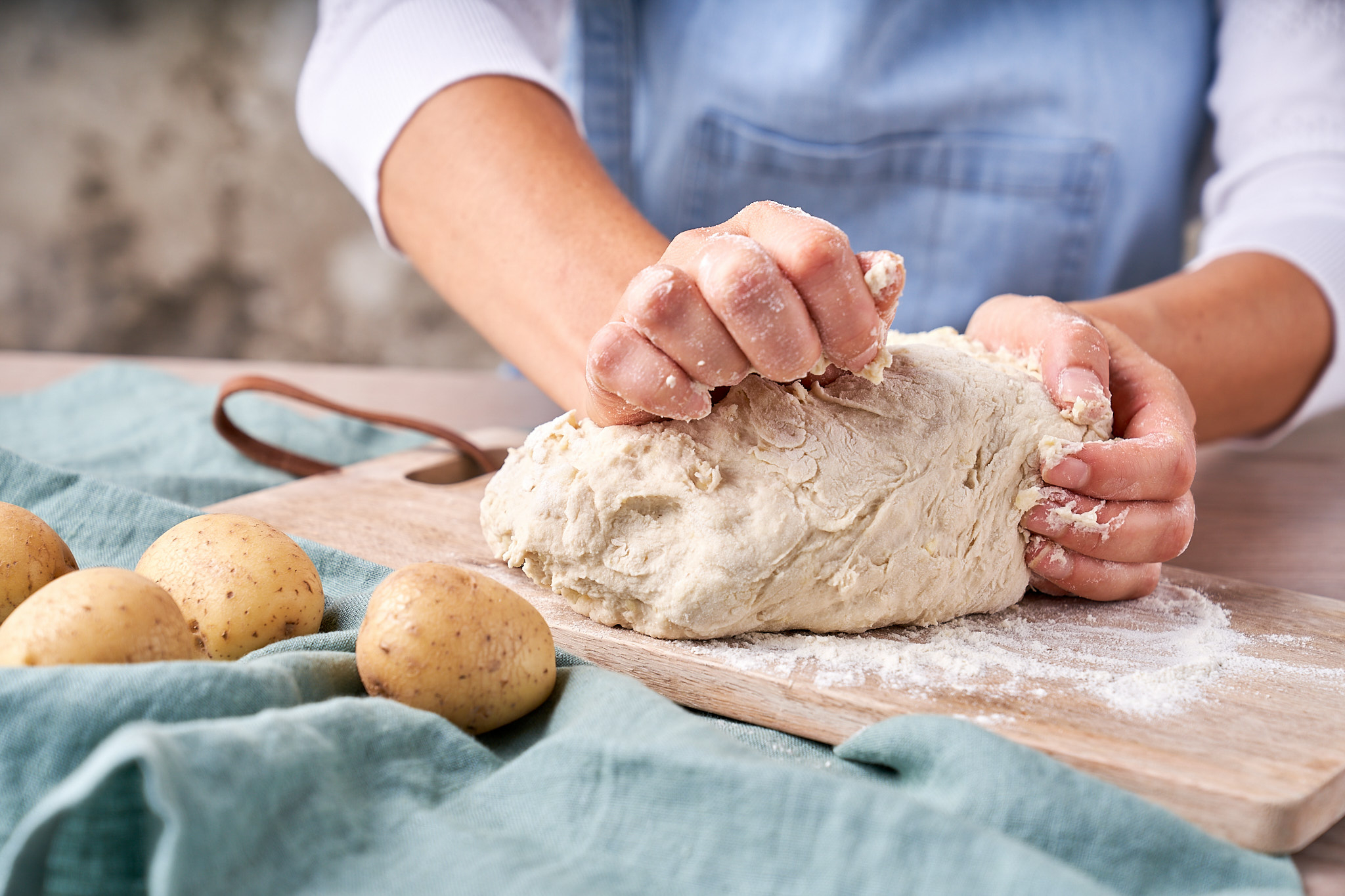 Saftiges Kartoffelbrot backen: Gekochte Kartoffeln verwerten