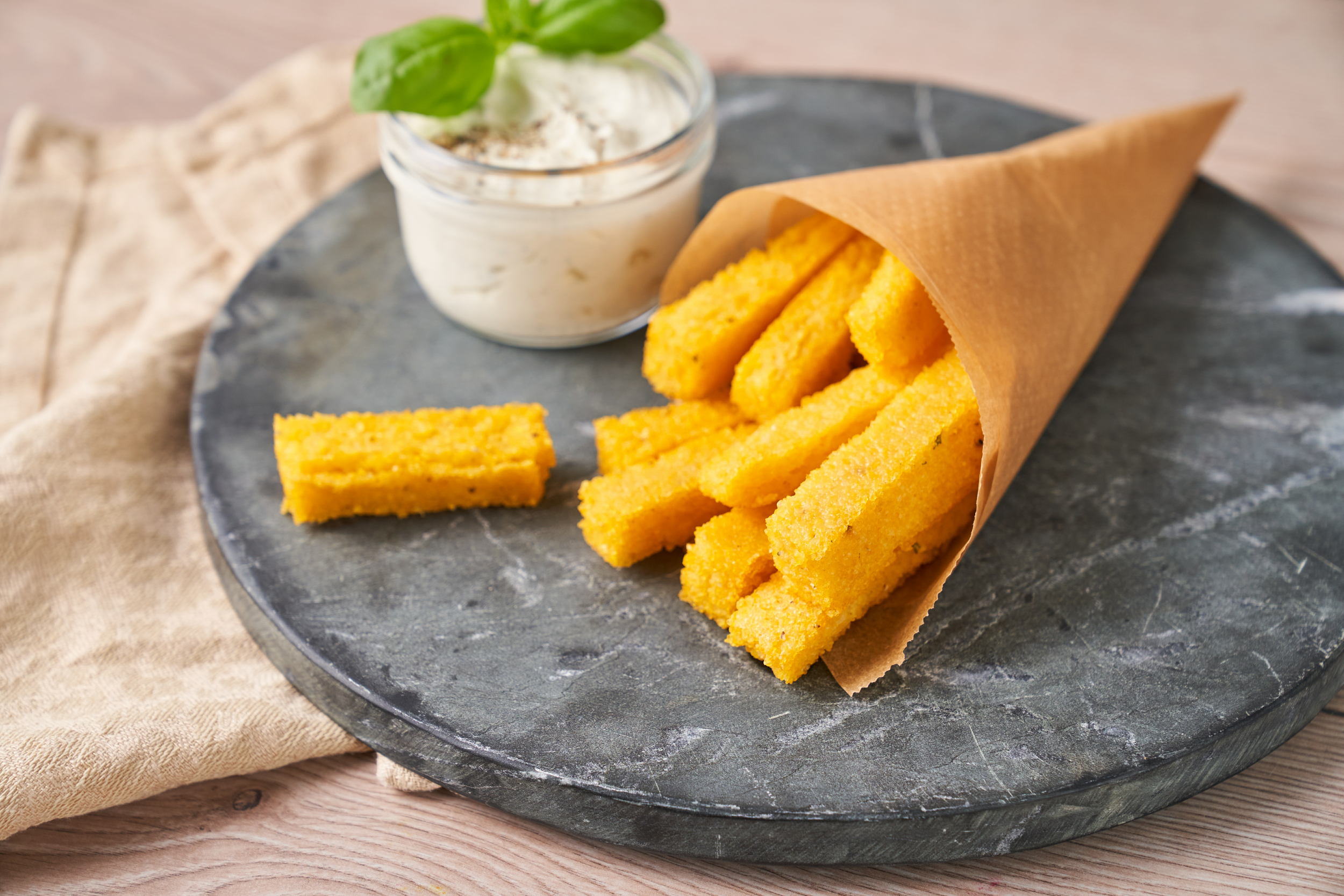 Polenta-Pommes aus übrig gebliebenem Maisgrieß – knusprige Resteverwertung leicht gemacht